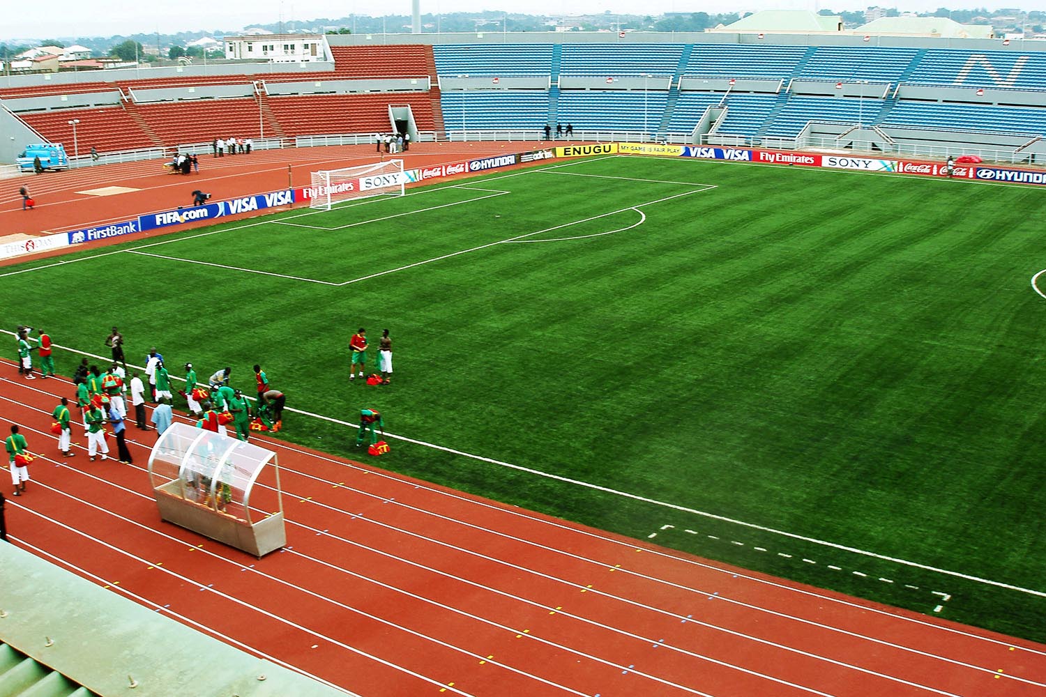 nijerya enugu stadyumu nizami futbol sahasi 3